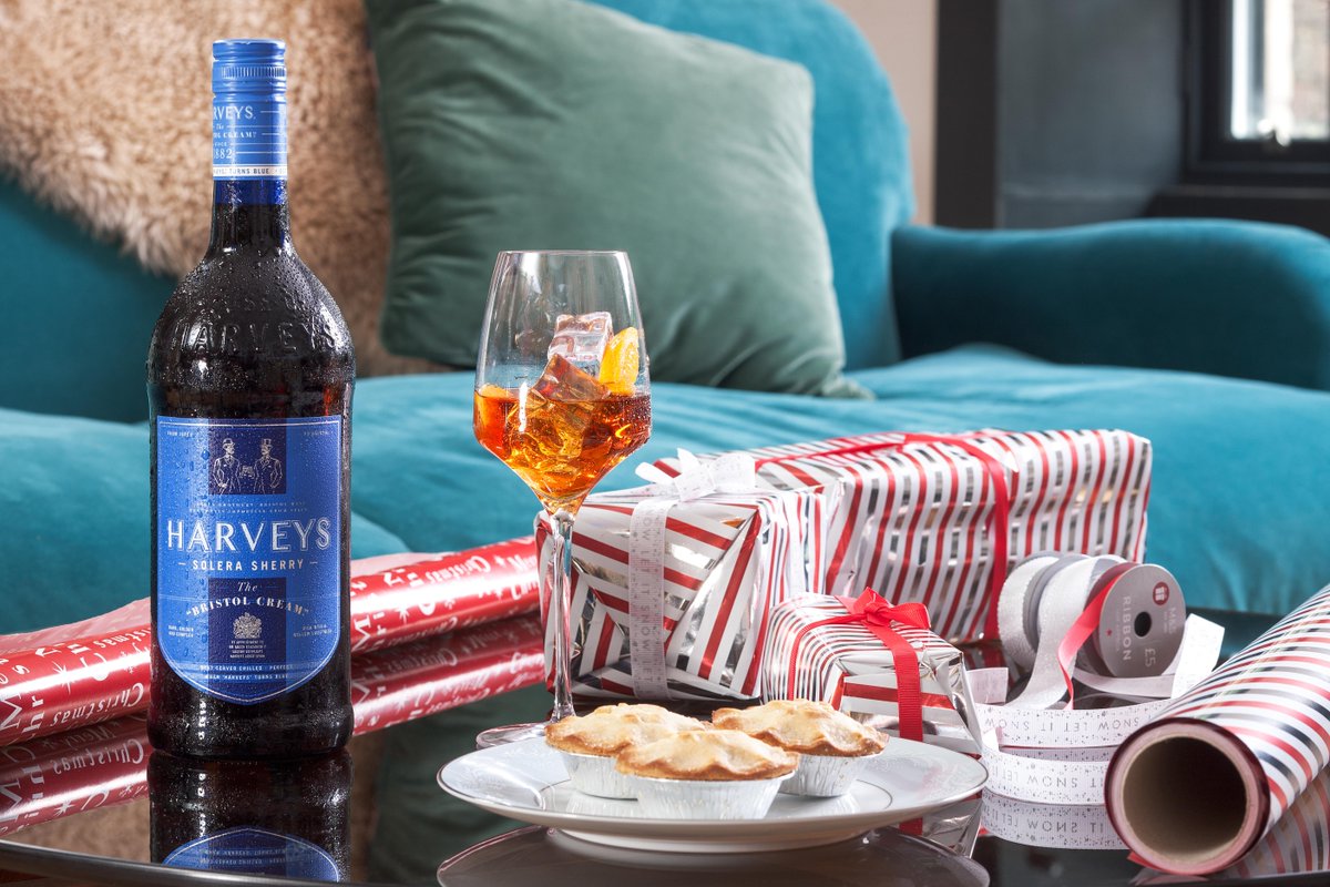Wishing you a Happy #Christmas from Britain's favourite sherry - Cheers! 

#BestChilled