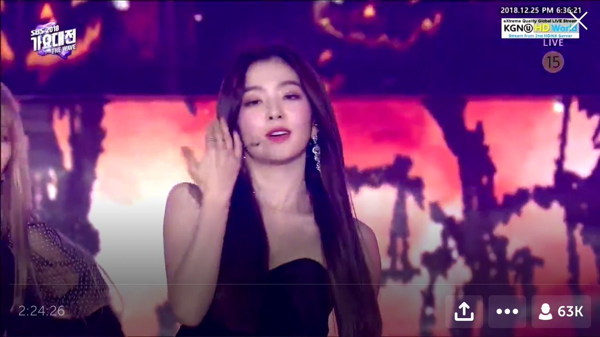 aesvelvet's tweet photo. Irene really said “fck i’ll kill everyone with this look” #SBSGayoDaejun2018 https://t.co/t5k9R44Lib