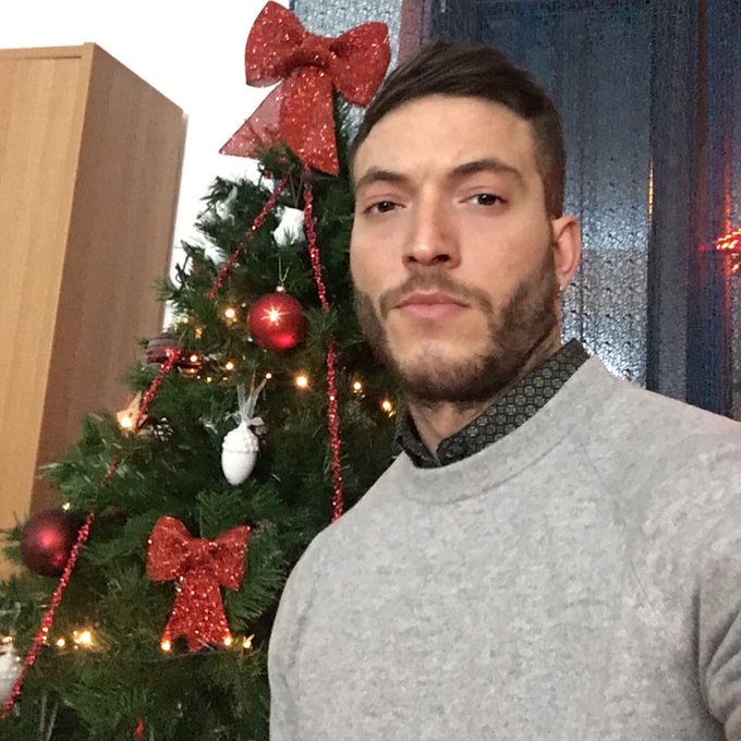 #MerryChrismas ?????? https://t.co/LLlNskeK71