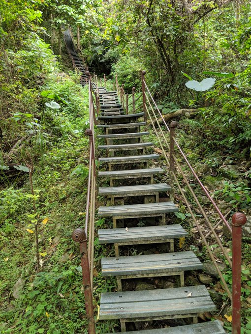 Trail in Taroko National Park