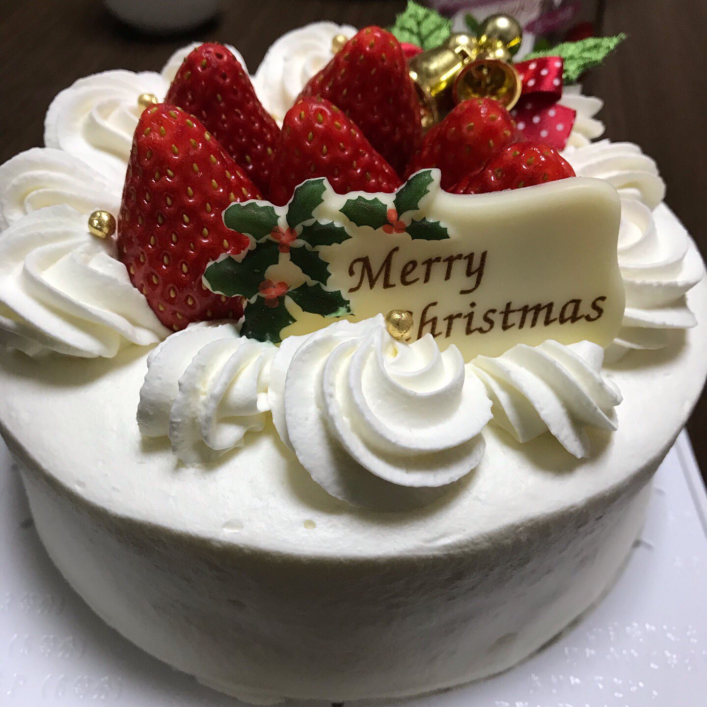 くろねこにゃ ん ぬろ姉時々rn チョコミン党 まさかの3日連続クリスマスケーキ レパコガーデンに始まり ファミマのプリン ケーキをプレゼントで頂き 家族が衝動買いしたfloで終わった 平成最後のクリスマス ご馳走様でした Ftvみんなの天気