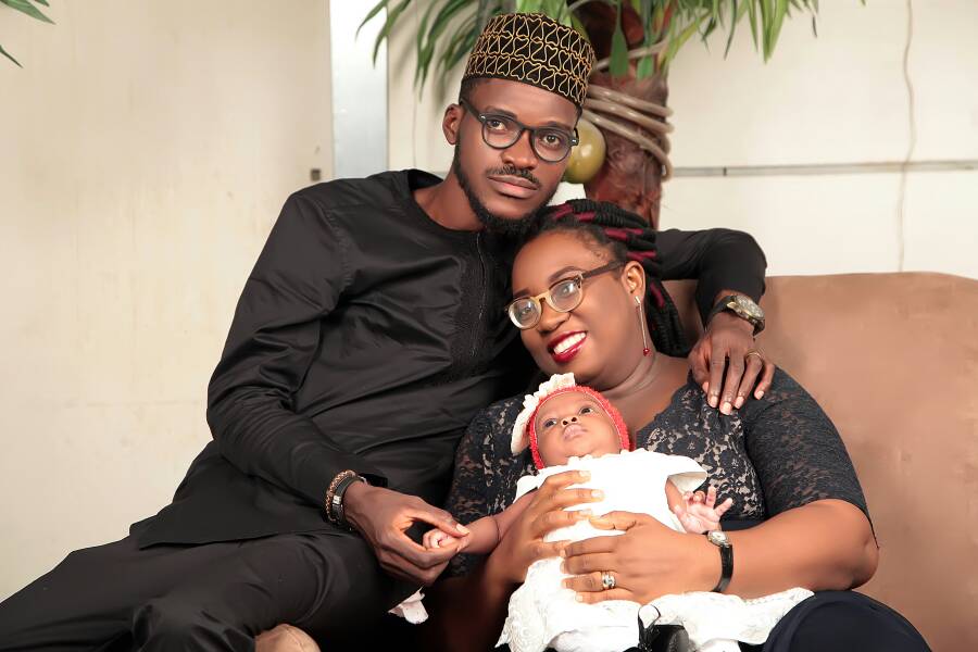 Mr10stringz's tweet image. Merry Christmas from us to you all my lovely friends and a wonderful and productive 2019 to you and your families #10stringz