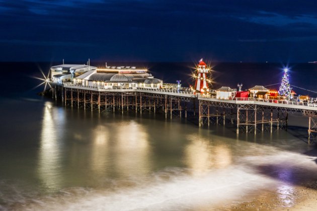 Merry Christmas! How will you be spending Christmas in Cromer this year?

Let us know and share your photos with us... #LoveCromer

📸paulmacrolandscapes.com