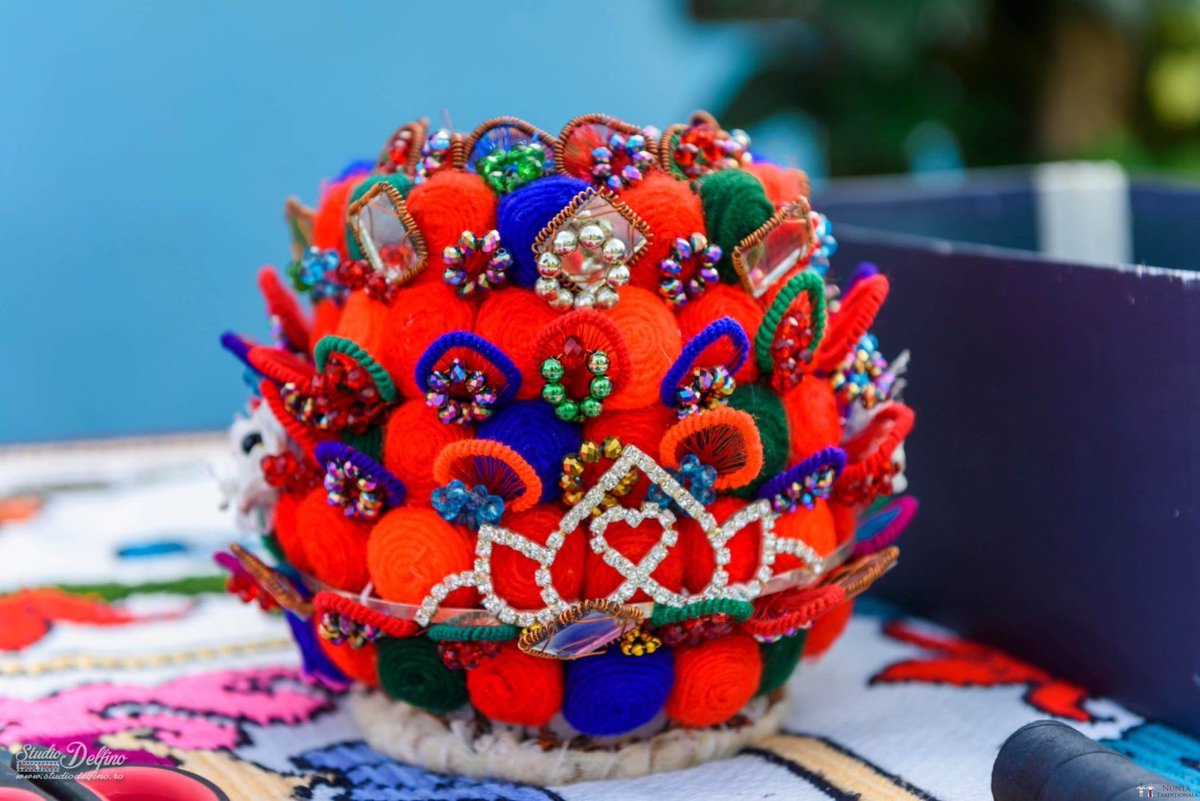 NuntaTradition's tweet image. Ana Georgiana și Ioan Alexandru, nuntă tradițională în Țara Oașului
buff.ly/2V5yH9r

#NuntaTraditionala #NuntaRomaneasca #TaraOasului #Oas #SatuMare #Traditii #Obiceiuri #PortIE #Nunta #Wedding #WeddingPhotography #TraditionalWedding #WeddingCustoms #Photography #Romania