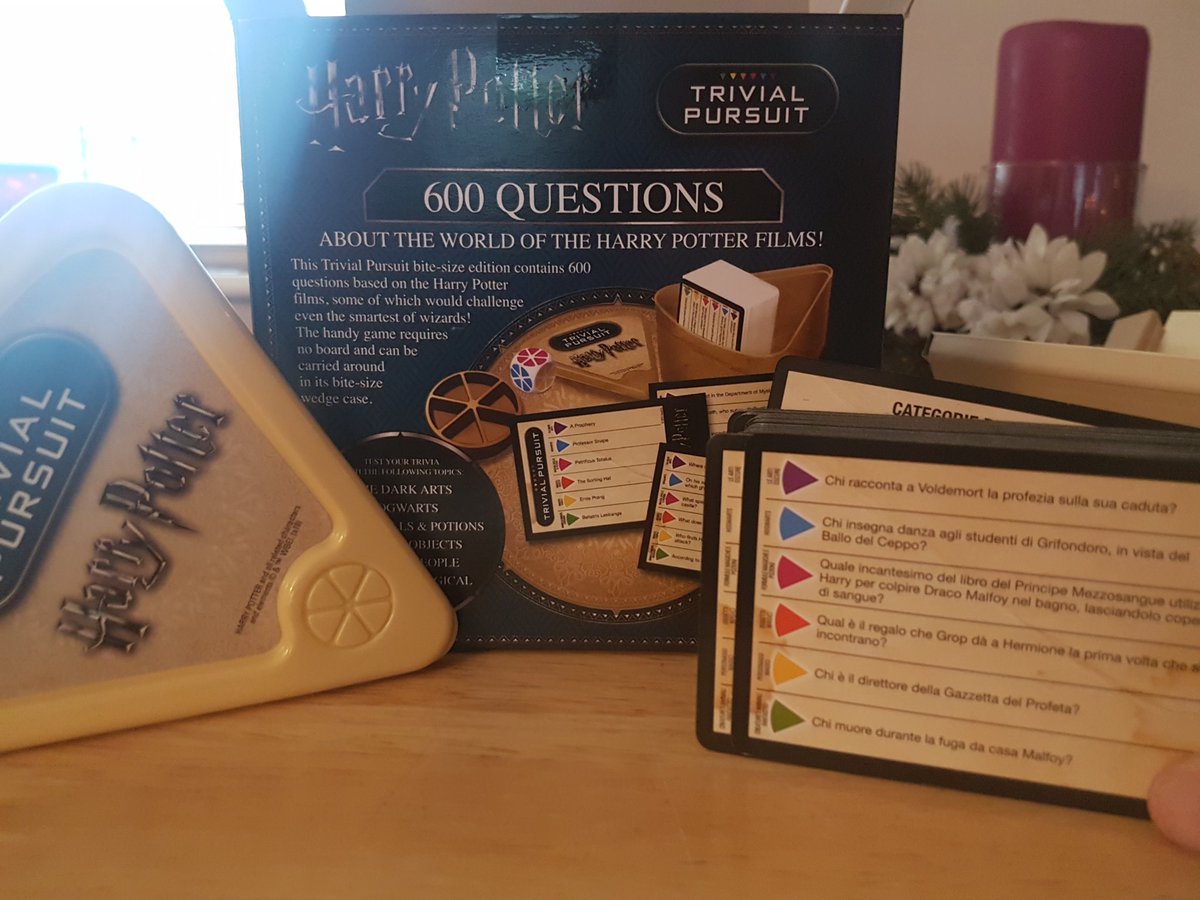 Disapointing when you open your Christmas present to play it and the cards are in another language. Thanks <a href="/Tesco/">Tesco</a> for spoiling my Christmas 😖 #harrypottertrivialpursuit #tesco #dodgylanguage #clearlynotenglish