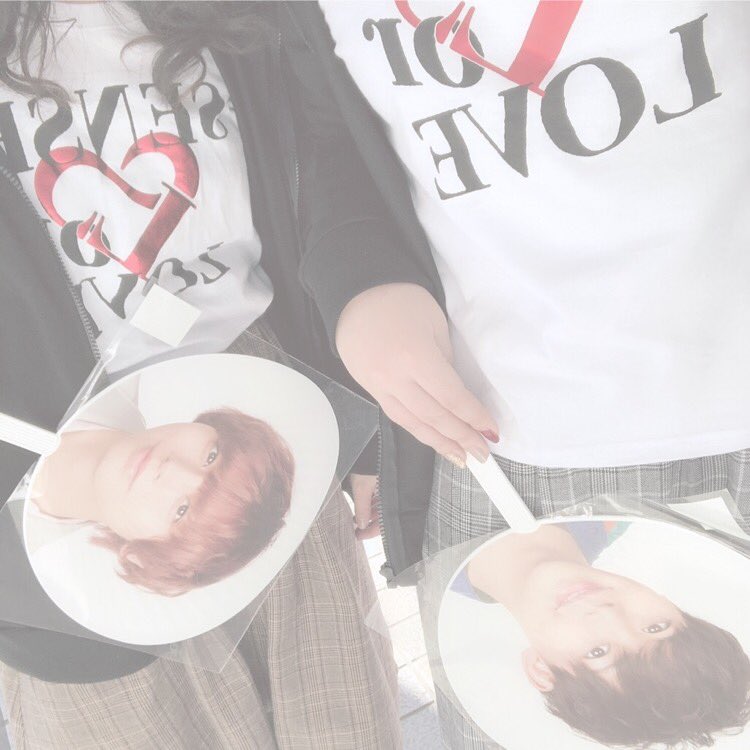 T______mmS's tweet photo. おひさしぶりのツイート！
ナゴヤドーム参戦してきたよ( ¨̮ )
はづきに久しぶりにあえて普通に嬉しすぎた笑
もえちゃん2日間ありがとう♡ https://t.co/7asWXAH17I