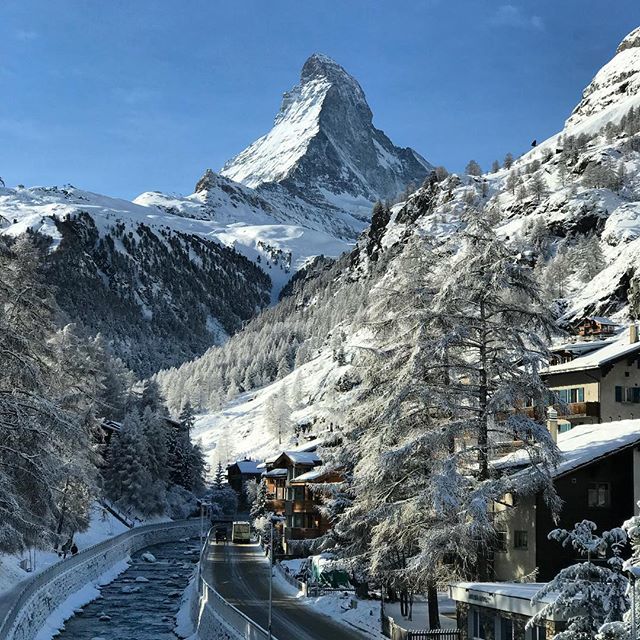 TravelPhotoFilm's tweet photo. Christmas morning in Zermatt, Switzerland. .
.
.
. #christmas #christmasmorning #zermatt #zermattmatterhorn #matterhorn #swiss #swissalps #alps #winter #river #zermatt #travel #travelphotography #旅行 #スイス #europetravel #mountainlife #skiing #backc… https://t.co/2uu71WhHCF https://t.co/KKxEMtfjNR