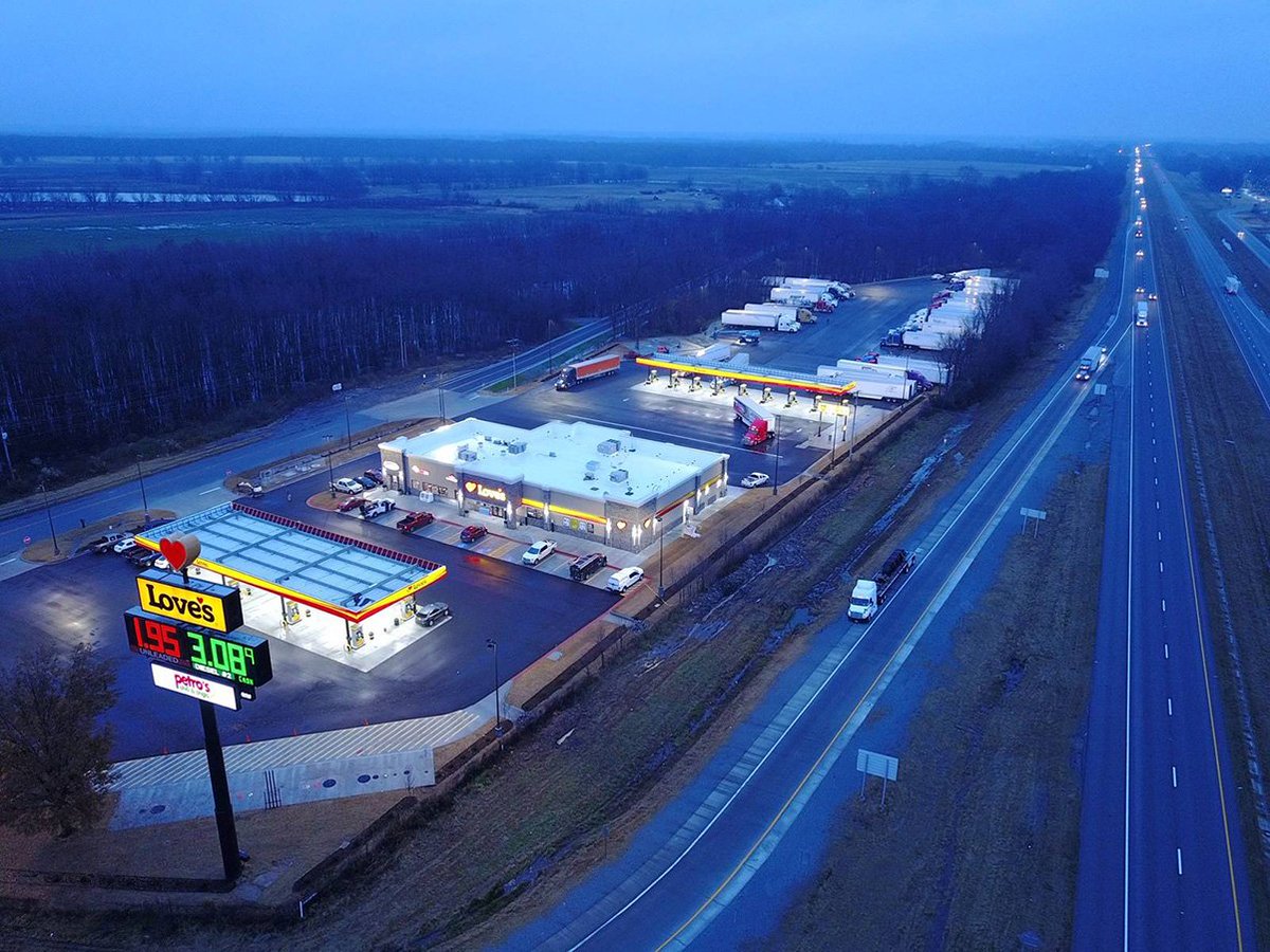 CStoreDecisions's tweet image. .@LovesTravelStop  continues to grow with the opening of two new #TravelStops in Arkansas and North Carolina - ow.ly/cbcu30n4MiX @PetrosChili  @Fritolay