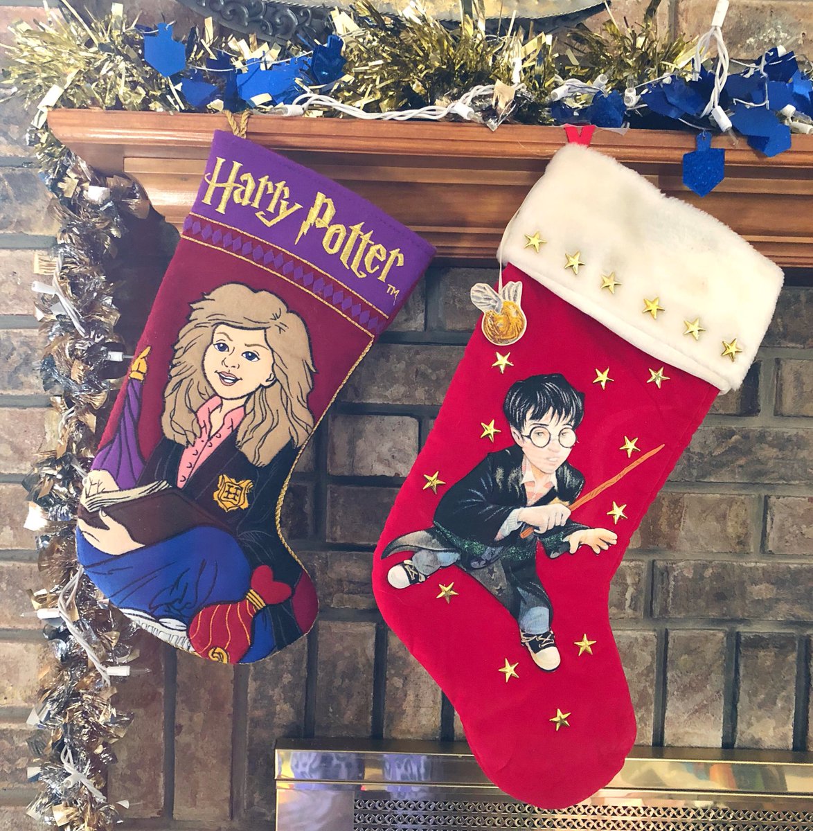 Witchcrafting & Wizardry (@witchcraft_wiz) on Twitter photo Happy Christmas ❤️🎄 Happy Christmas ❤️🎄