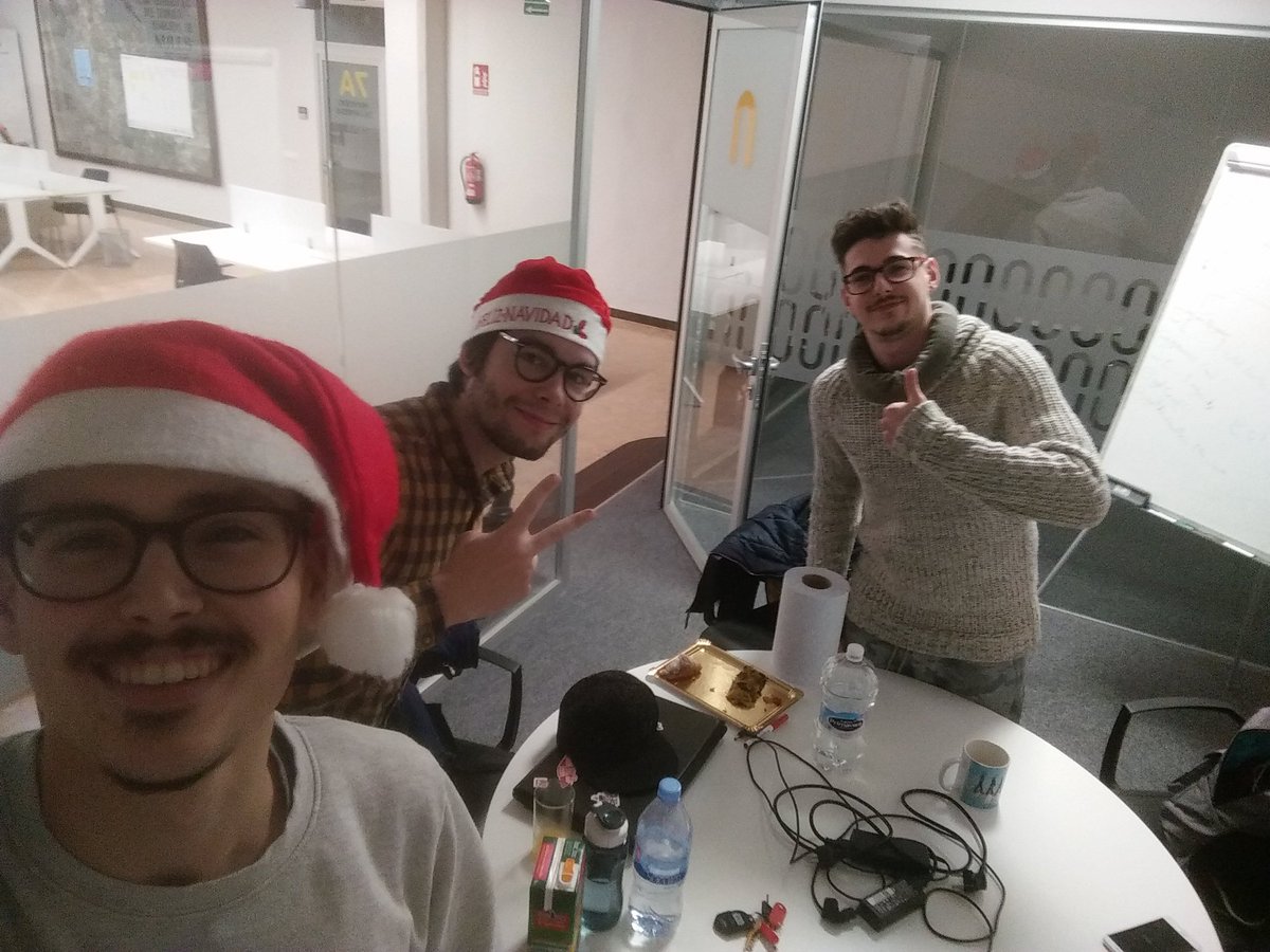 AlexGas8's tweet photo. Merendojo de Nochebuena
@proceduralboy
@ArenaStack
#SEVISystems https://t.co/qGiPnbpOFw