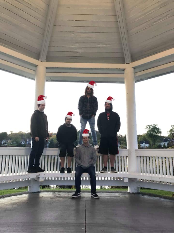 KillNoAlbatross's tweet photo. Merry Christmas. 🎅

Love, KNA https://t.co/WHERdsYWsj