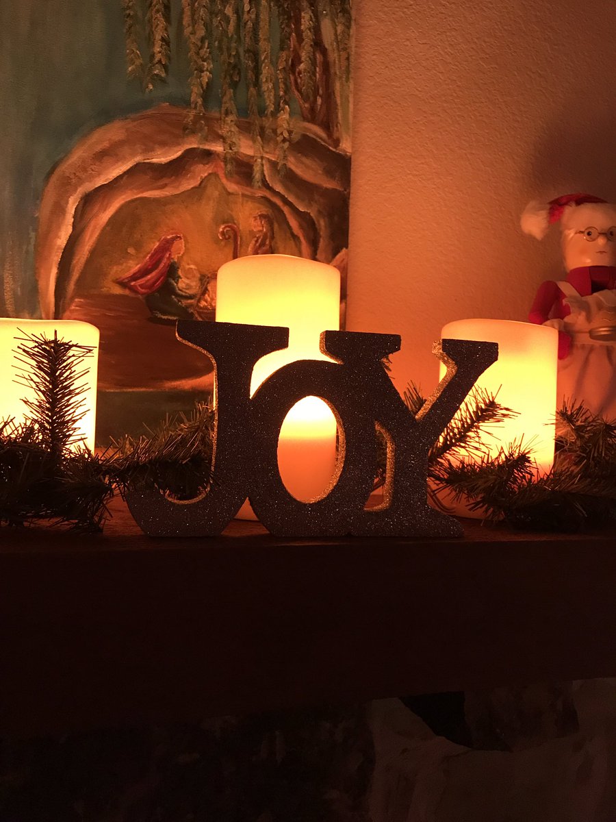 ChordDice's tweet photo. Merry Christmas!  May you and yours experience joy and peace. https://t.co/4riu49fHAm