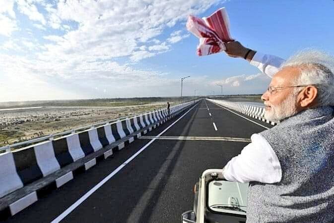 sarbanandsonwal's tweet photo. Bridging dreams, building India.

Glimpses of #BogibeelBridge inauguration ceremony.
#Assam 
#Northeast https://t.co/cZtqNnJKl6
