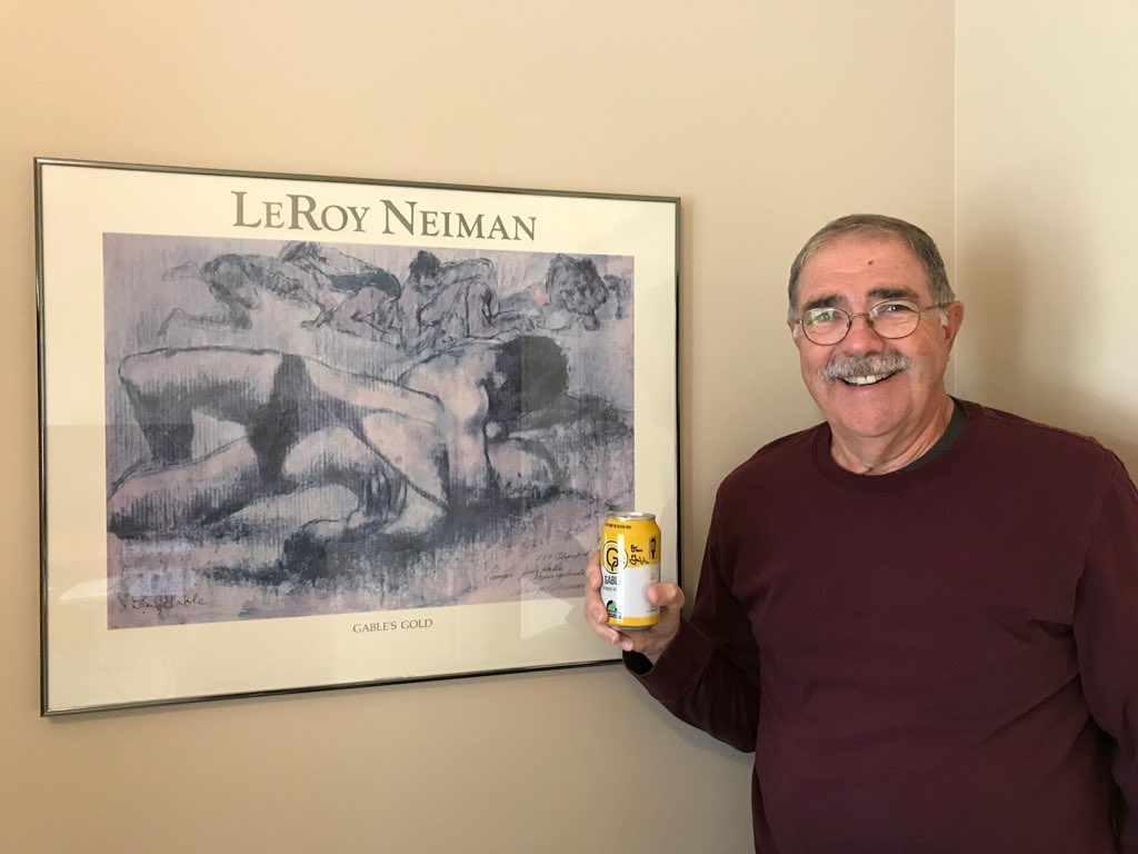 ryno_d25's tweet photo. @wrestlingmuseum and @SingleSpeedBeer my daughter-in-law got my dad an autographed Gable Munich Helles Lager for Christmas. The perfect gift for this Dan Gable fan! #GableBeer https://t.co/K4yMJ94hbR