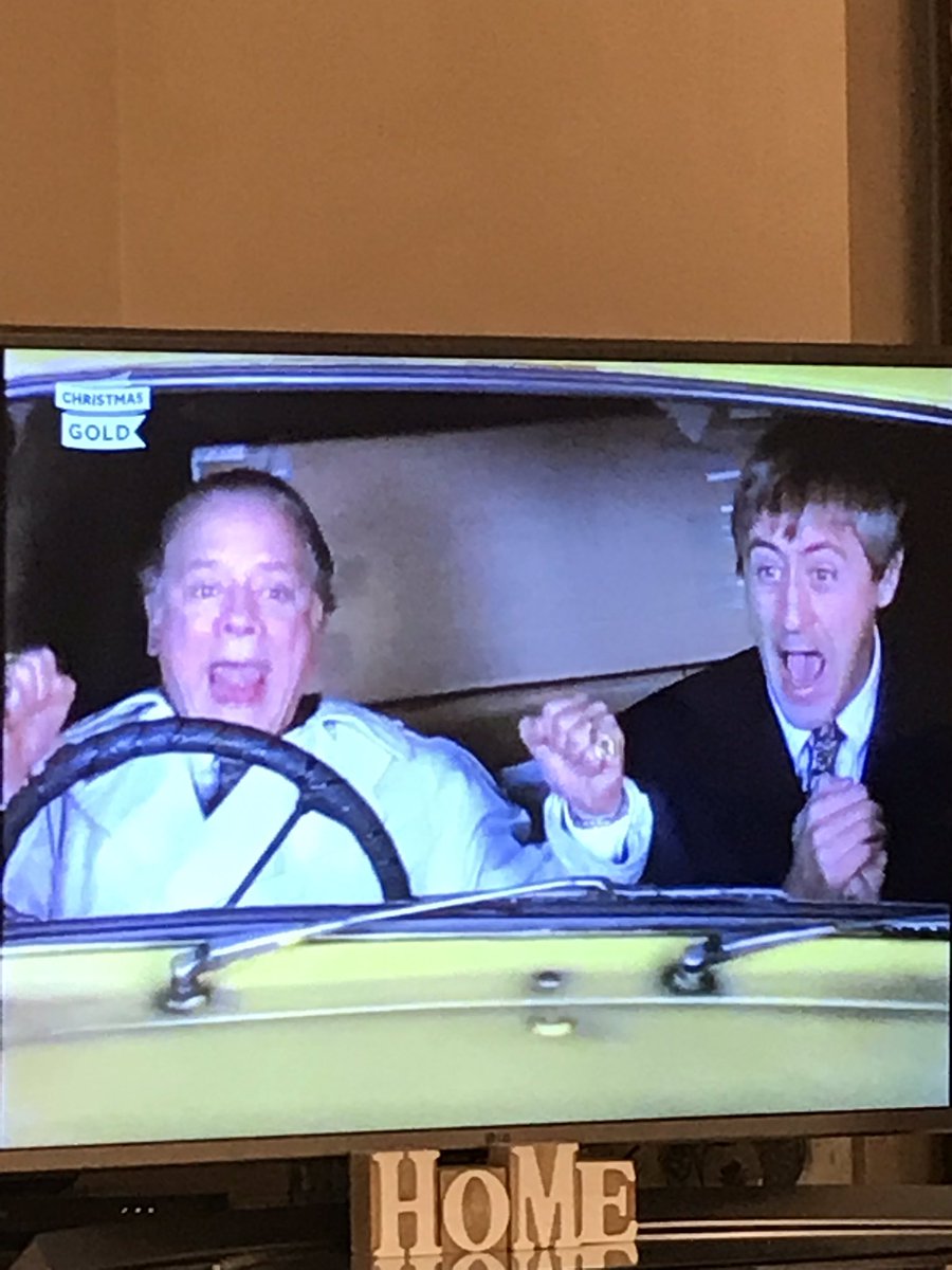 Merville83's tweet photo. #Christmas just isnโt the same without #Delboy & #Rodney - the Christmas specials were fantastic in the 90โs. ๐๐ป #OnlyFoolsandHorses ๐๐ป #MagicalTV #Comedy #British https://t.co/WEvJL038zF
