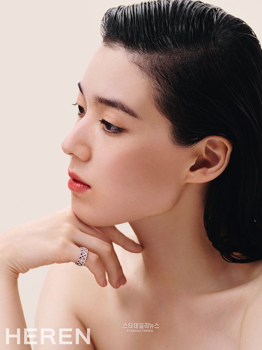 120. 여성에게 가장 중요하다고 생각하는 가치는 '적어도 남에게 빌어먹지 않겠다고 다짐하는 마음'이라고 한다.