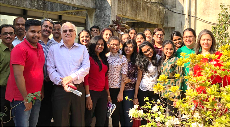 ascionline's tweet image. Spreading the #Christmas cheer 
#LifeatASCI  @paritoshZero 
@pmahesh @arvindmahajan 
@dazzlingray @shwetapurandare