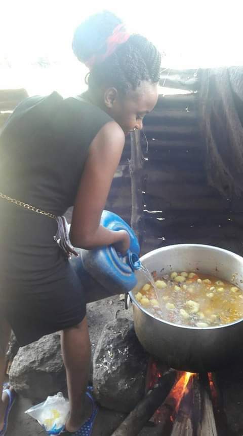 What's wrong with our sisters from Mt.Kenya..? Yawa!!
