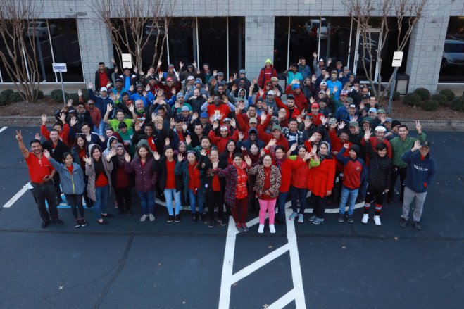 Lundinter's tweet image. Merry Christmas and Happy Holidays from our family to yours! 
. 
. 
. 
#LundInternational #AMPResearch #AVS #Bushwacker #Belmor #Lund #Rampage #RoadWorks #RollNLock #Stampede #TonnoPro