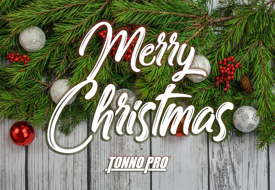 Merry Christmas from the Tonno Pro family to yours! 
.
.
.
#TonnoPro #TruckBedCover #TonnoFold #HardFold #LoRoll