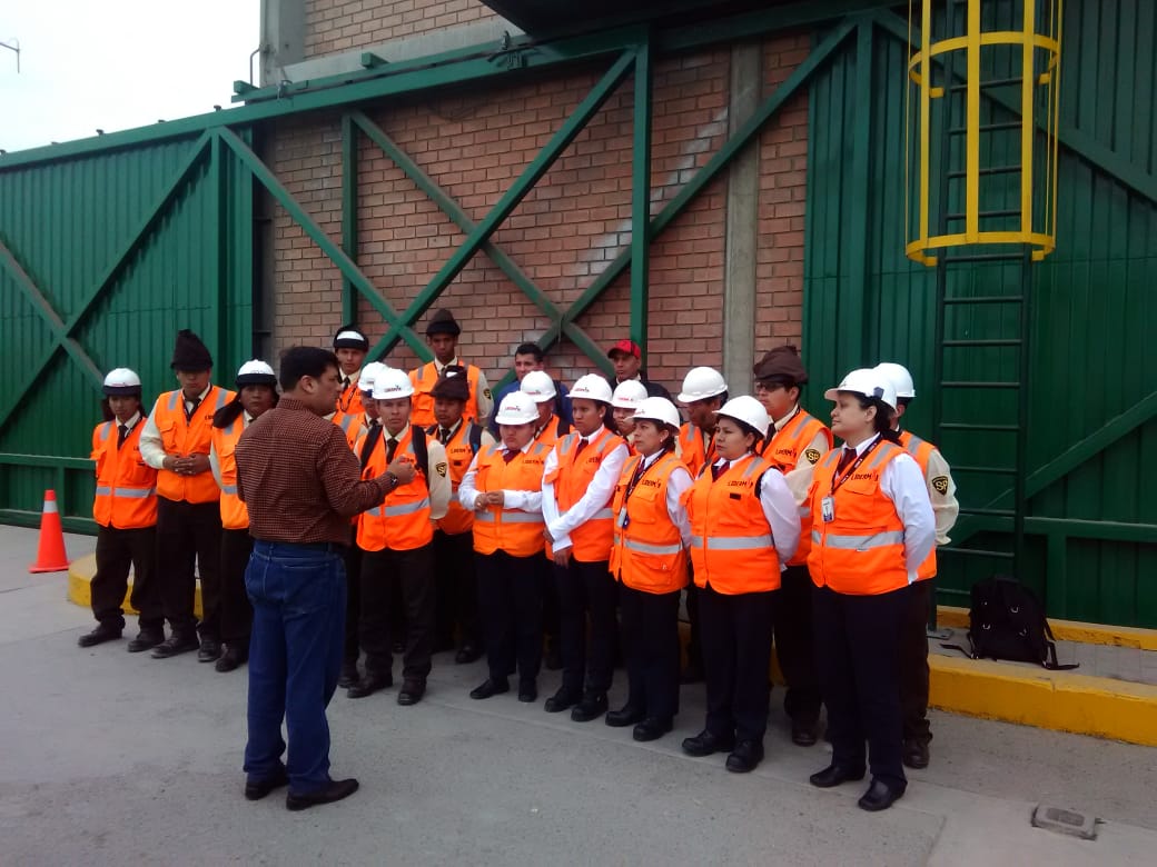 jvguzfe's tweet photo. @LidermanOficial 
En Ransa San Agustín con el personal entrante.
No hay nada más gratificante que compartir con los Lidermans fechas tan importantes como la Navidad,  un desayuno, saludarlos personalmente y sobre todo decirles lo importante que son para nuestra organización. https://t.co/10bTA9zwOB