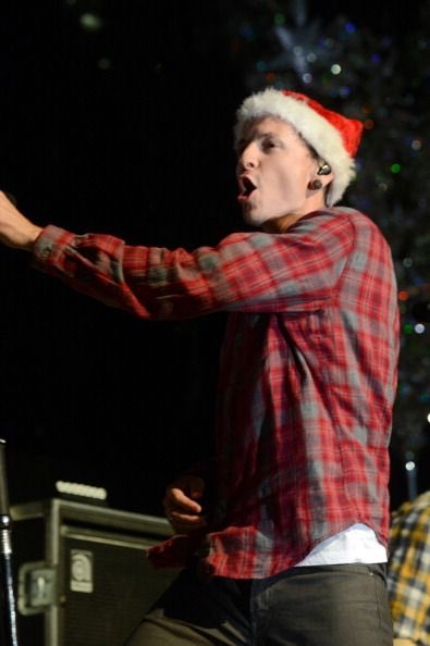 LPLive's tweet image. Merry Christmas! 🎅🏻☃️