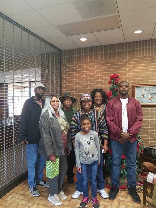_ForemanJr's tweet photo. Chapter 19 hardest chapter of my life..My last Birthday/Christmas with my pops Chapter 20 is today &amp; not hearing your voice or physical seeing you really hurts but I know you smiling down from above I love you Pops 🤞🏿💚🕊.
#LLSFS👑 https://t.co/ucM8KCpnbQ