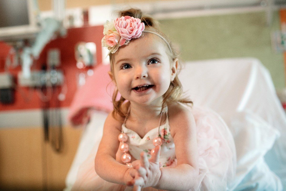 FriendsofPCH's tweet image. The visionary care, world-class treatment and cutting edge research that Phoenix Children’s Hospital provides are made possible by the generosity of donors like you. 

Thank you!