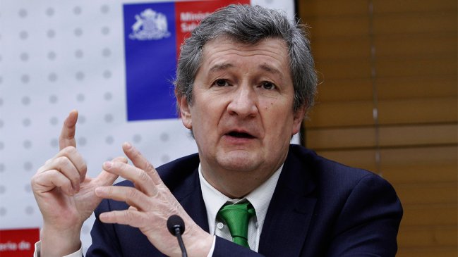 UMSCHILE lamenta la partida del Dr. Alex Figueroa, ex Ministro de Salud en el gobierno del Presidente Eduardo Frei. Nuestras condolencias para su familia