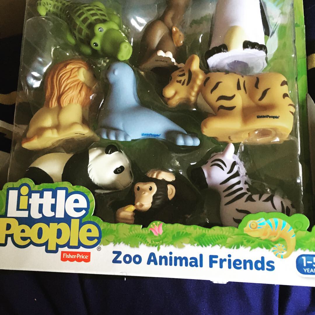 anthonykarate2's tweet photo. My kids loves Xmas morning https://t.co/i1ezLm8O4u