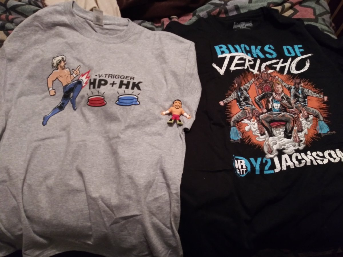 RingslingerKen's tweet photo. Here's my wrestling haul from #Christmas this year!
@IAmJericho @KennyOmegamanX @MattJackson13 @NickJacksonYB #EddieGuerrero #BucksofJericho #Vtriggerknee https://t.co/BJD0UbOk0Z