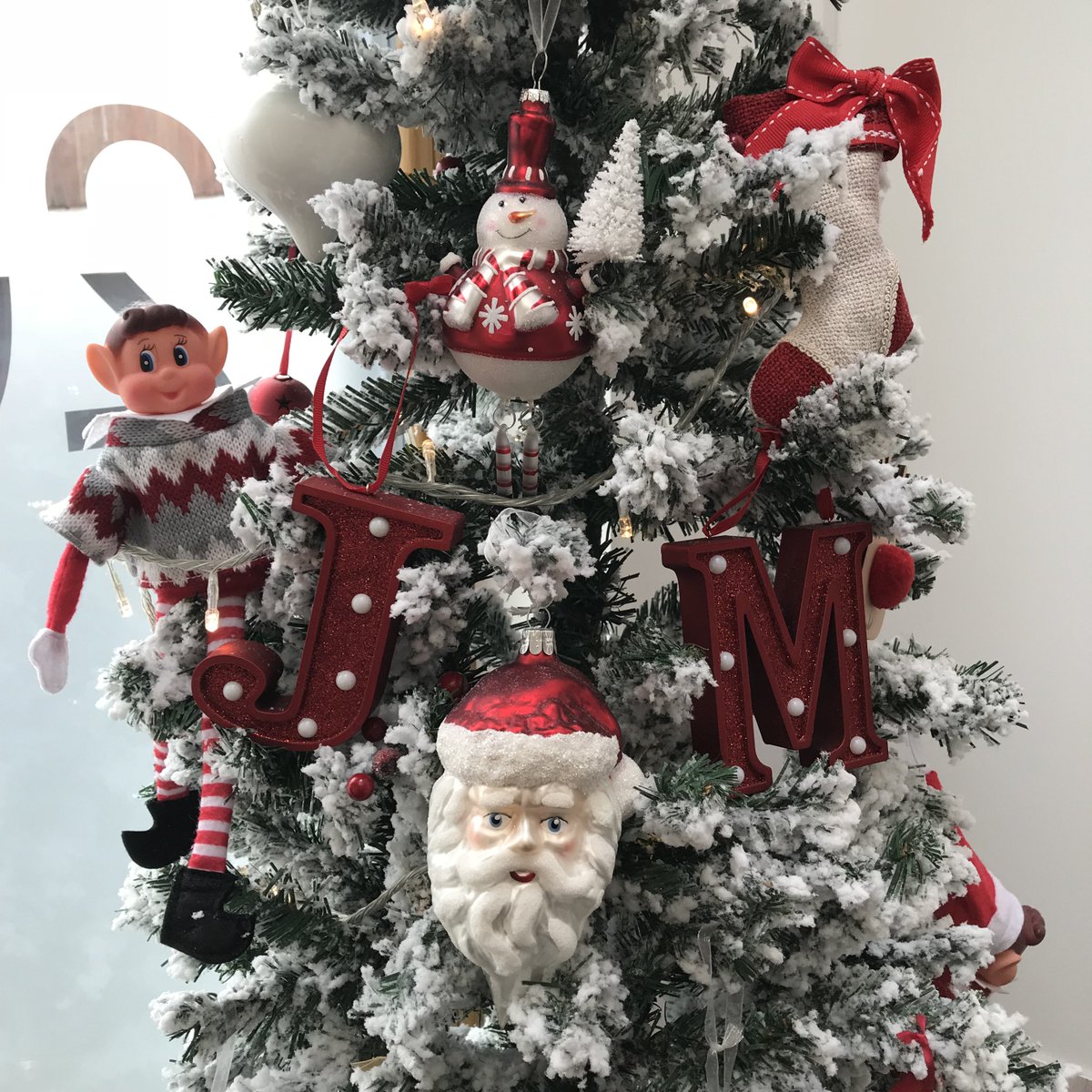 JoFYjo's tweet photo. Happy christmas! wherever you are, whatever you’re doing and however you’re spending your day. xx https://t.co/Awjp1VK9MT