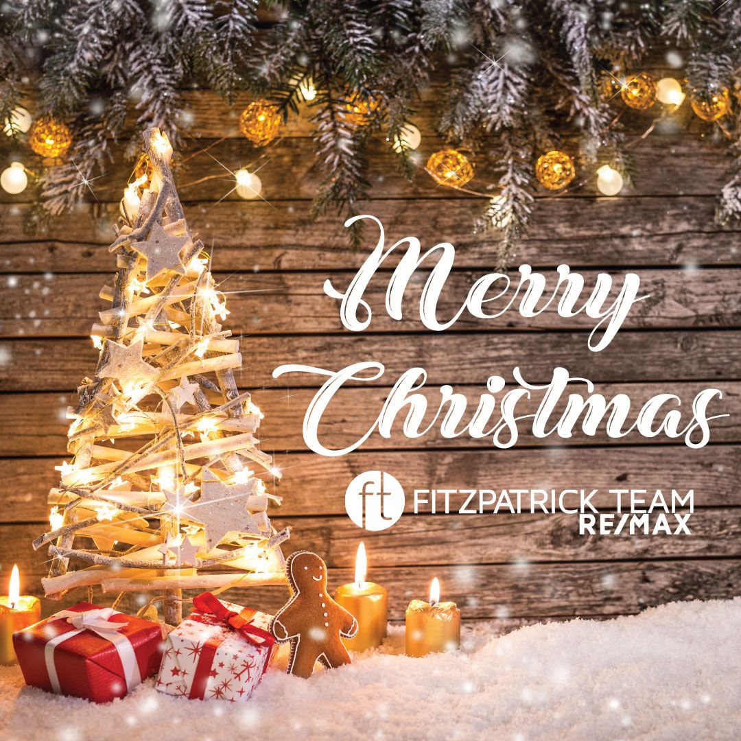 fitzteamri's tweet photo. There's no place like home for the holidays. From all of us at The Fitzpatrick Team, Merry Christmas! #FitzpatrickTeamRI #MerryChristmas #HappyHolidays @remaxinri @remaxnewport @remax https://t.co/GghOLyWHcG