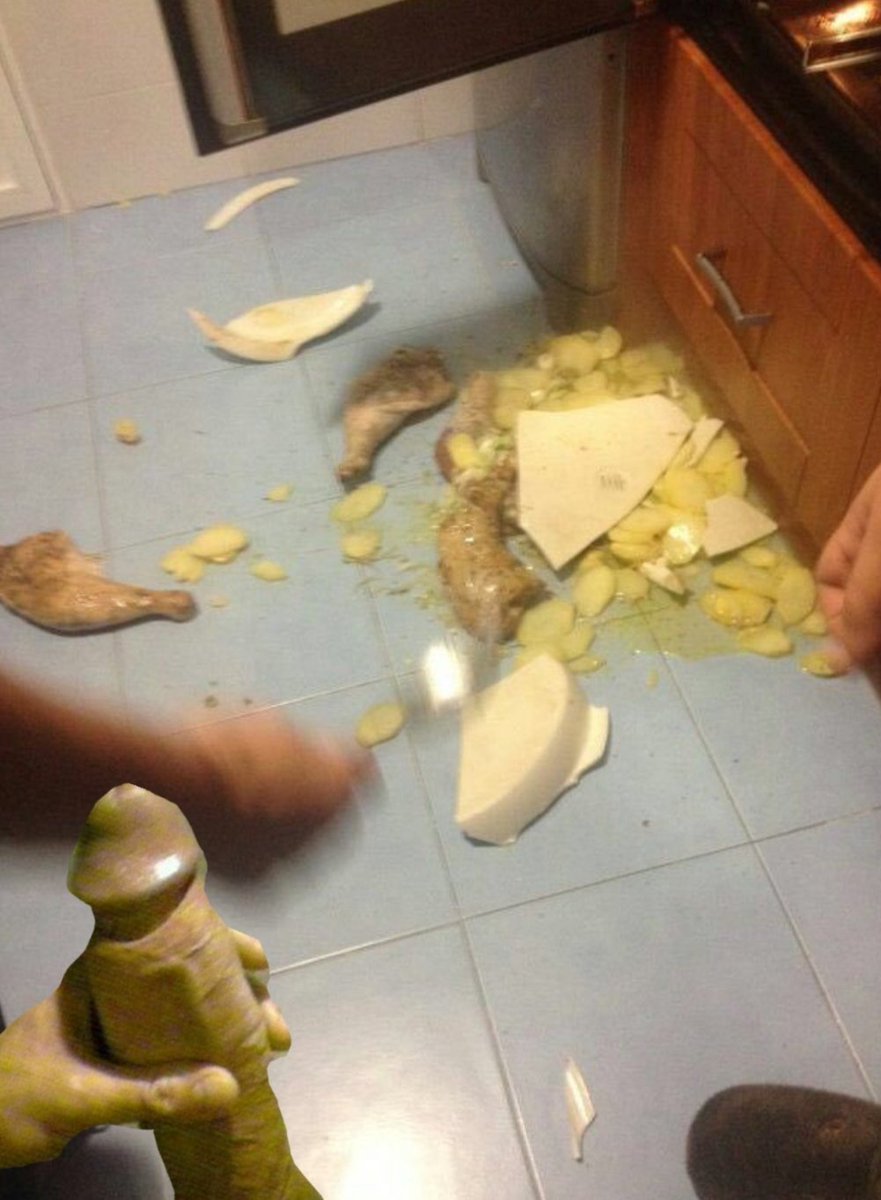 Nos hemos quedado sin cena de equipo. Por suerte Jordi nos ha dado de comer.