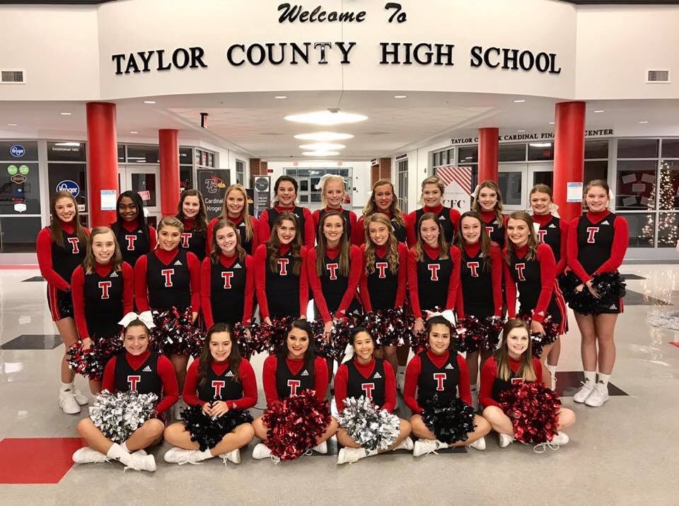 TCHScards_cheer's tweet photo. Merry Christmas from your TC cheerleaders!🎄❤️ https://t.co/CicKheBTyO