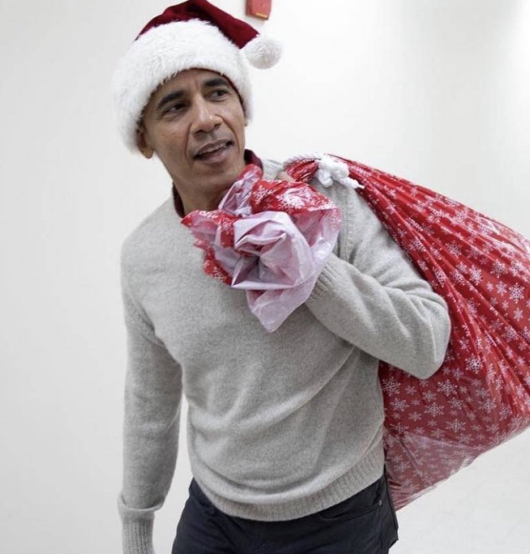 kenolin1's tweet photo. To all my 7 year old followers:
Santa is real. This is him! https://t.co/lGYm0bnUzi