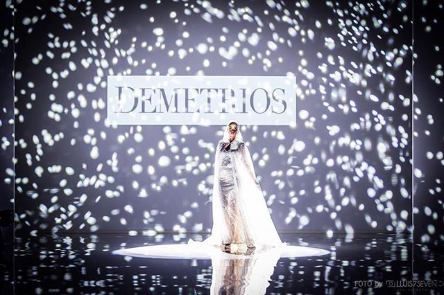 DemetriosBride's tweet photo. ✨❄️May the magic of today stay with you and your loved ones forever.❄️✨ XO #DemetriosBride
...
#demetrios #demetriosbride #demetriosdesign #barcelonabridalweek #barcelonabridalfashionweek  #weddingdress #bridalwear #weddinggown #wedding #bride #brida… https://t.co/eTfykjfTO1 https://t.co/p5VZ4I2LPi