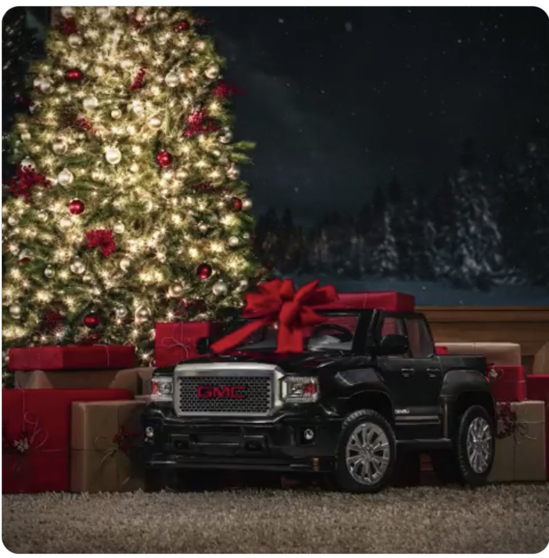 From our family to yours
We wish you a very Merry Christmas. We hope you get some #Familytime and #Santa  is good to you ❤️