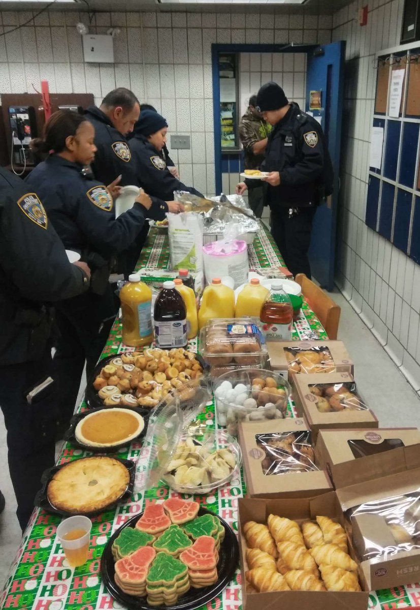 NYPDTransit's tweet photo. A well deserved breakfast for our District 20 members after working the early morning shift on Christmas day. https://t.co/9VJ5gwKv36