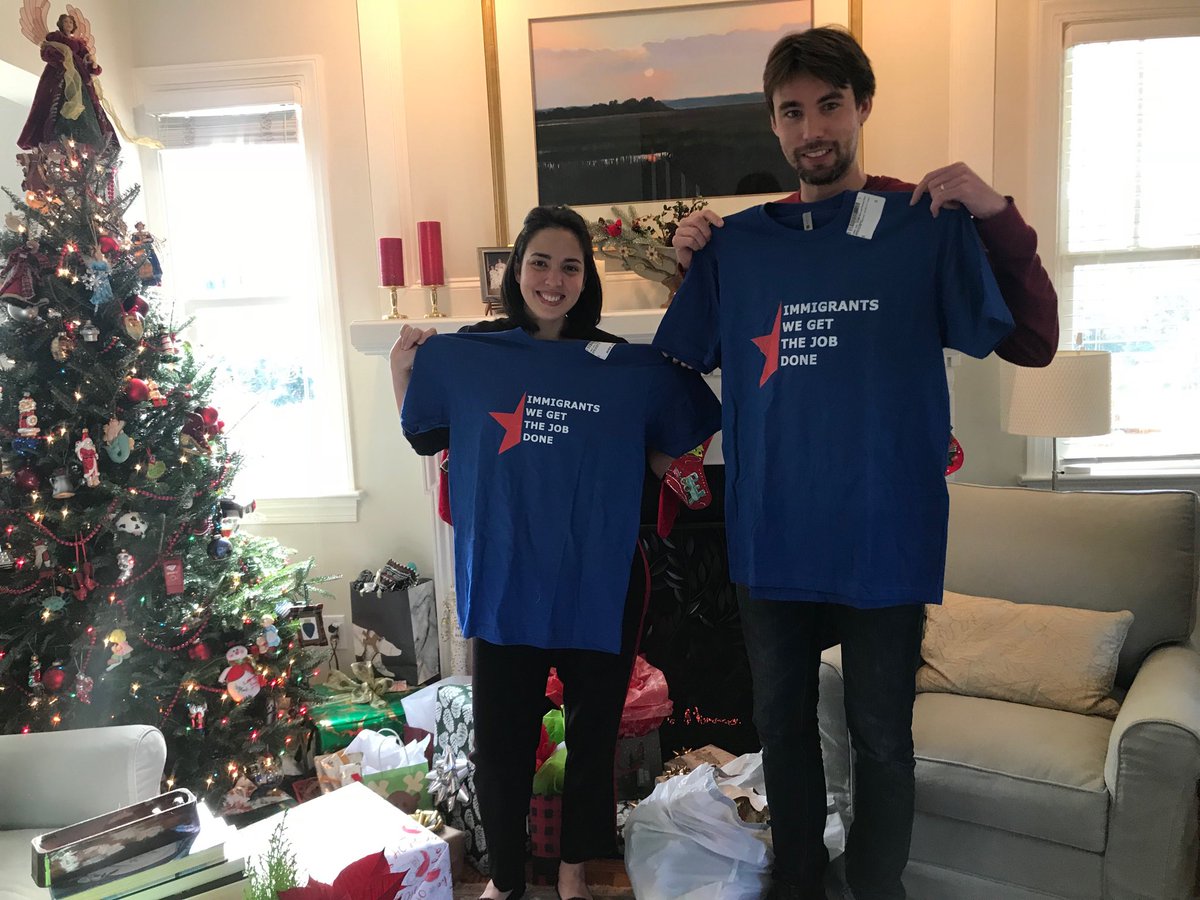 Ali Standish (@AliStandish) on Twitter photo 25/12/2018 15:51:33 Christmas at the Standish house ft. @AnaclaraBob! Christmas at the Standish house ft. @AnaclaraBob!