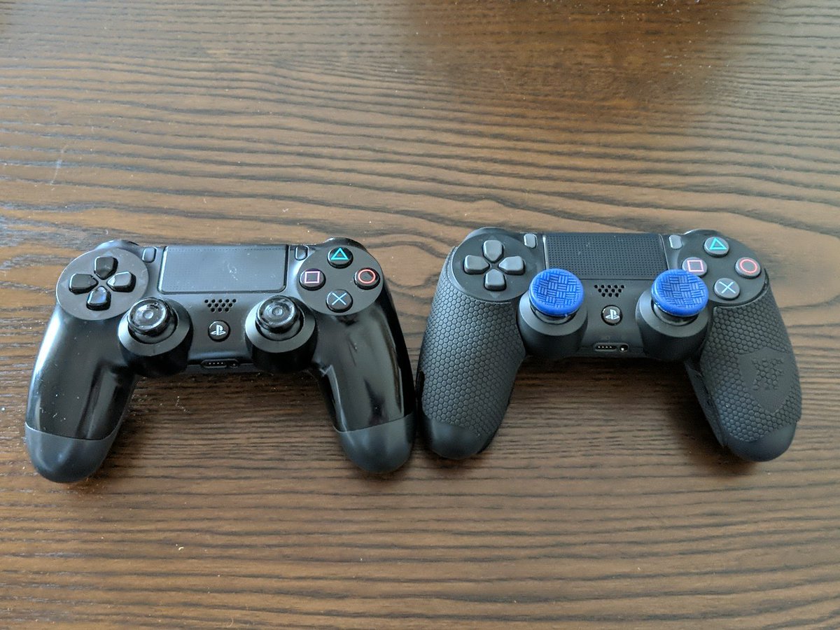 Thick44 Finally Got A New Ps4 Controller My Old One Looks Like Farrets Gnawed The Rubber Off The Sticks Thanks Kontrolfreek For Kitting It Out T Co 0qsnpaal2b