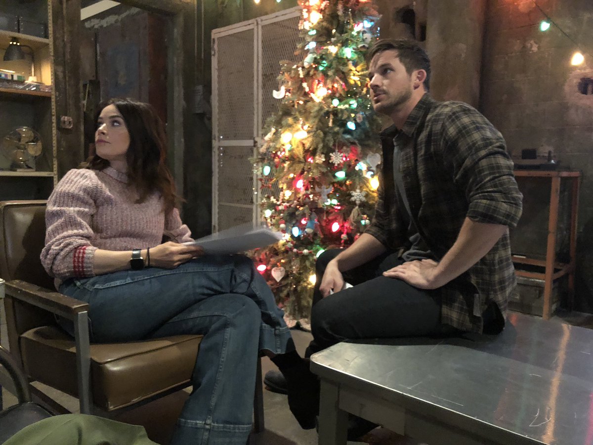 malcolmbarrett's tweet image. Merry Christmas ya filthy animals!!!