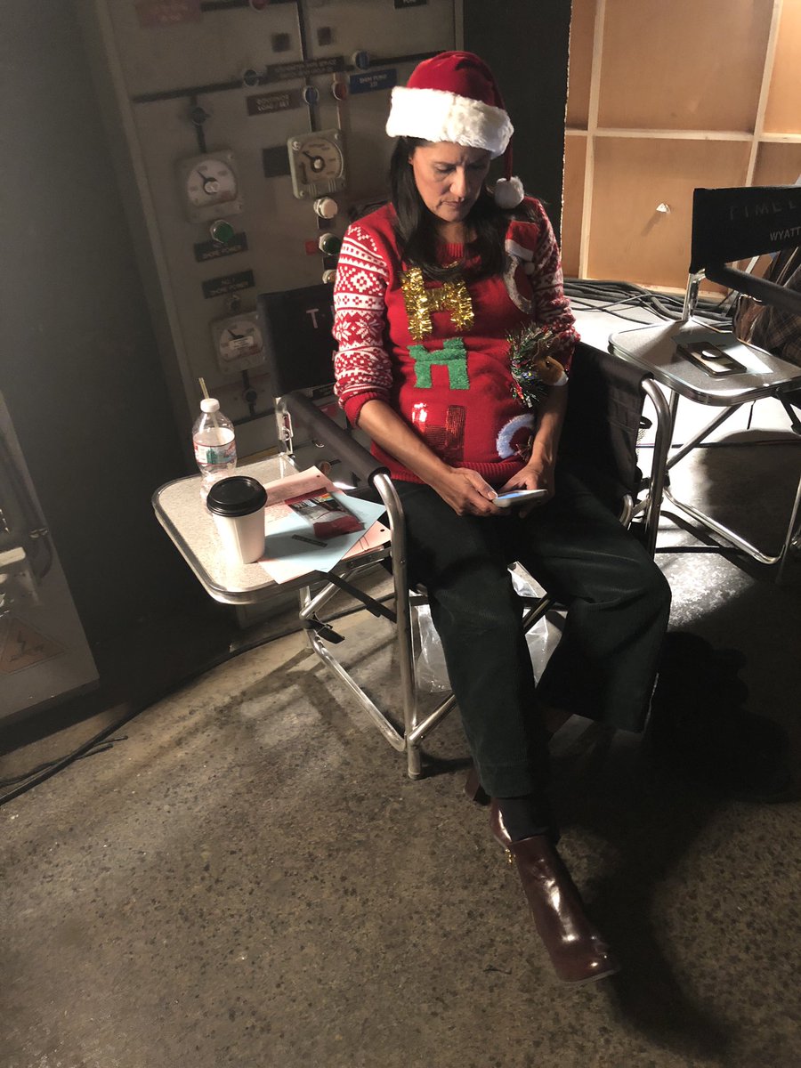 malcolmbarrett's tweet image. Merry Christmas ya filthy animals!!!