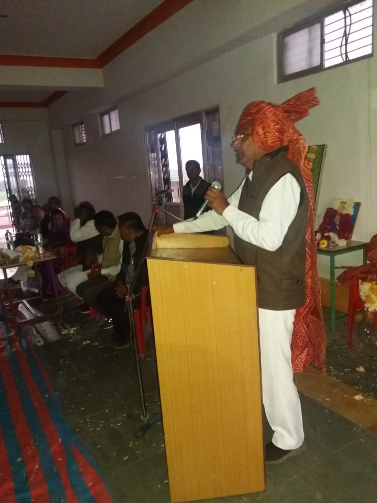 ypssisodiya's tweet photo. मंदसौर शहर की कृषि उपज मंडी परिसर में तुला वटी एसोसिएशन द्वारा विधानसभा चुनाव में विजय श्री प्राप्त करने के उपलक्ष में मेरा स्वागत एवं अभिनंदन का कार्यक्रम आयोजित किया गया। इस अवसर पर भाजपा के प्रदेश महामंत्री श्री बंशीलाल गुर्जर भी उपस्थित है। https://t.co/oUqieRff5h