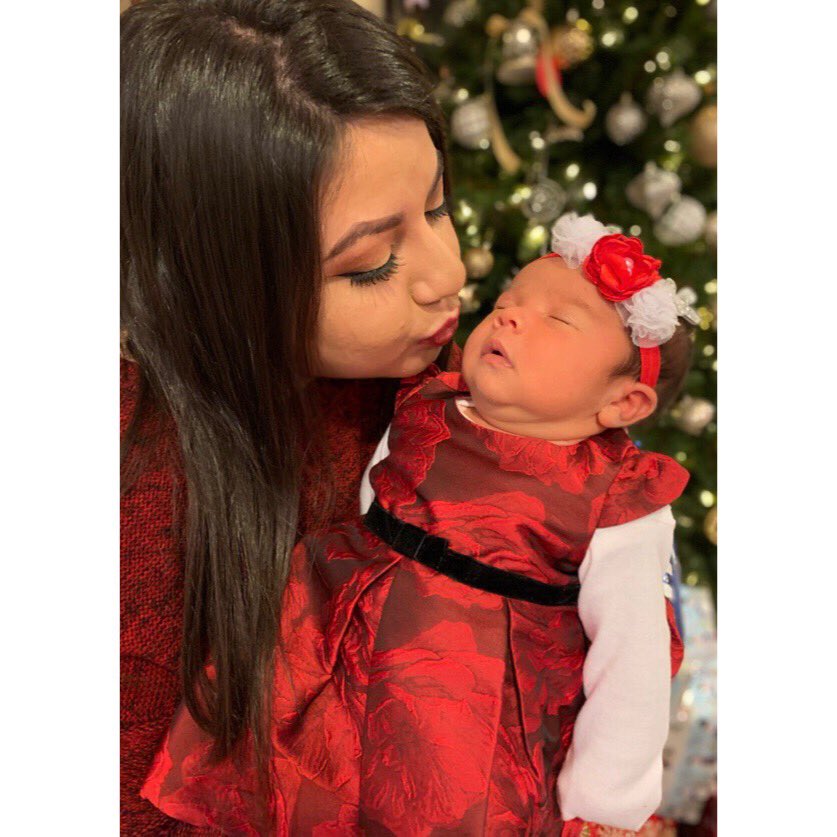 Nataliaaa_12's tweet image. Merry Christmas from my little one &amp;amp; I 🎄💜 #NewestAddition #Celeste