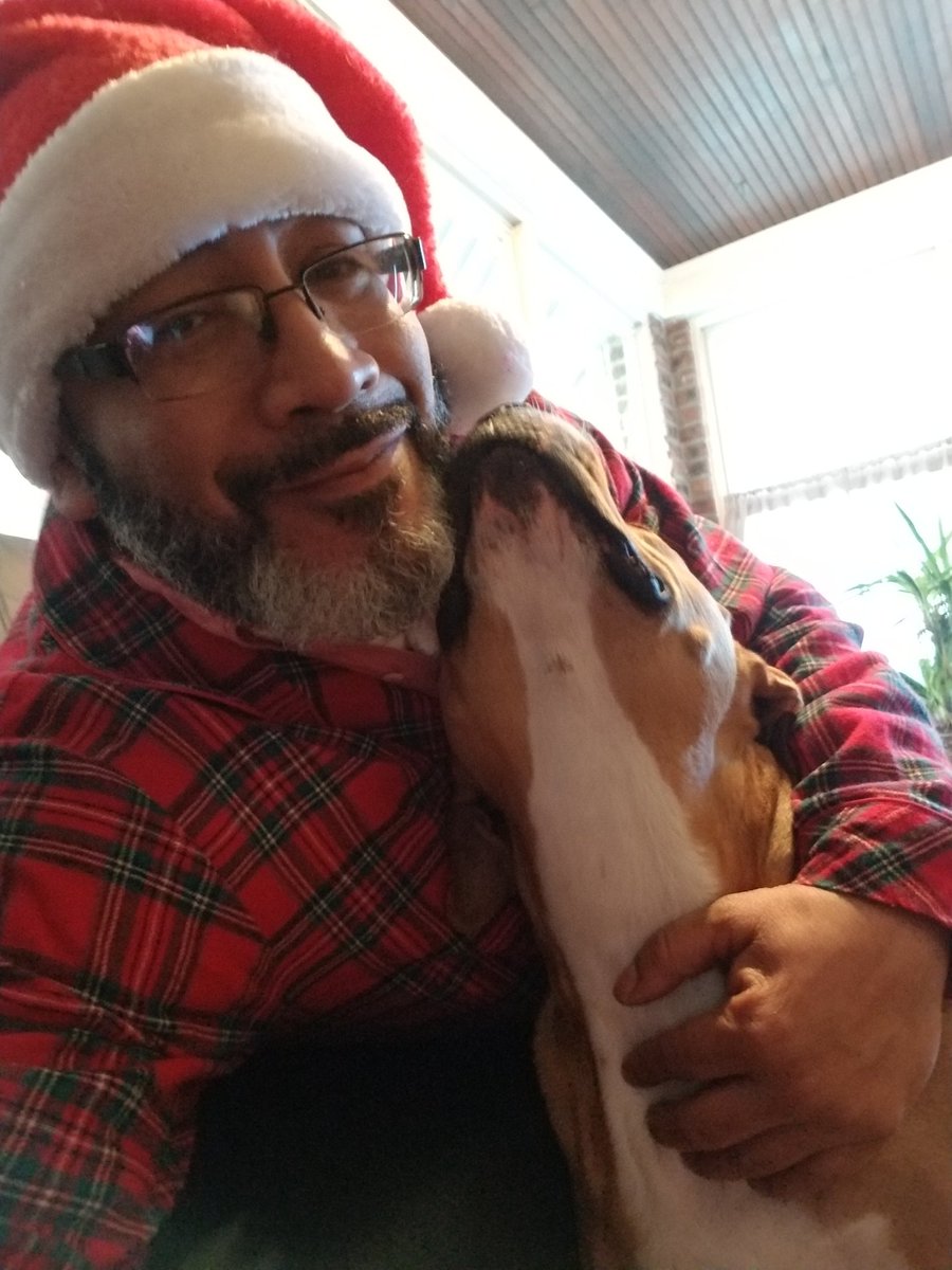 Many of you may not even realize it, but Christmas isn't even my holiday.

I am a Muslim.

But u don't have to be Christian or Catholic to enjoy giving, or being with family, or respecting other people's customs. That's how Mom raised me.

I wish u all a very Merry Christmas.