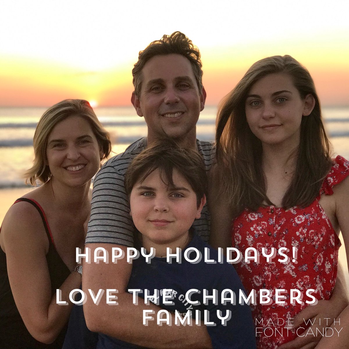 jaimechambers's tweet photo. Merry Christmas from my crazy crew to yours. #Sandiego #holidays . #solanabeach fox5sandiego #costarica #2018 #notreallythere #nochristmascard https://t.co/gvamvd34OP