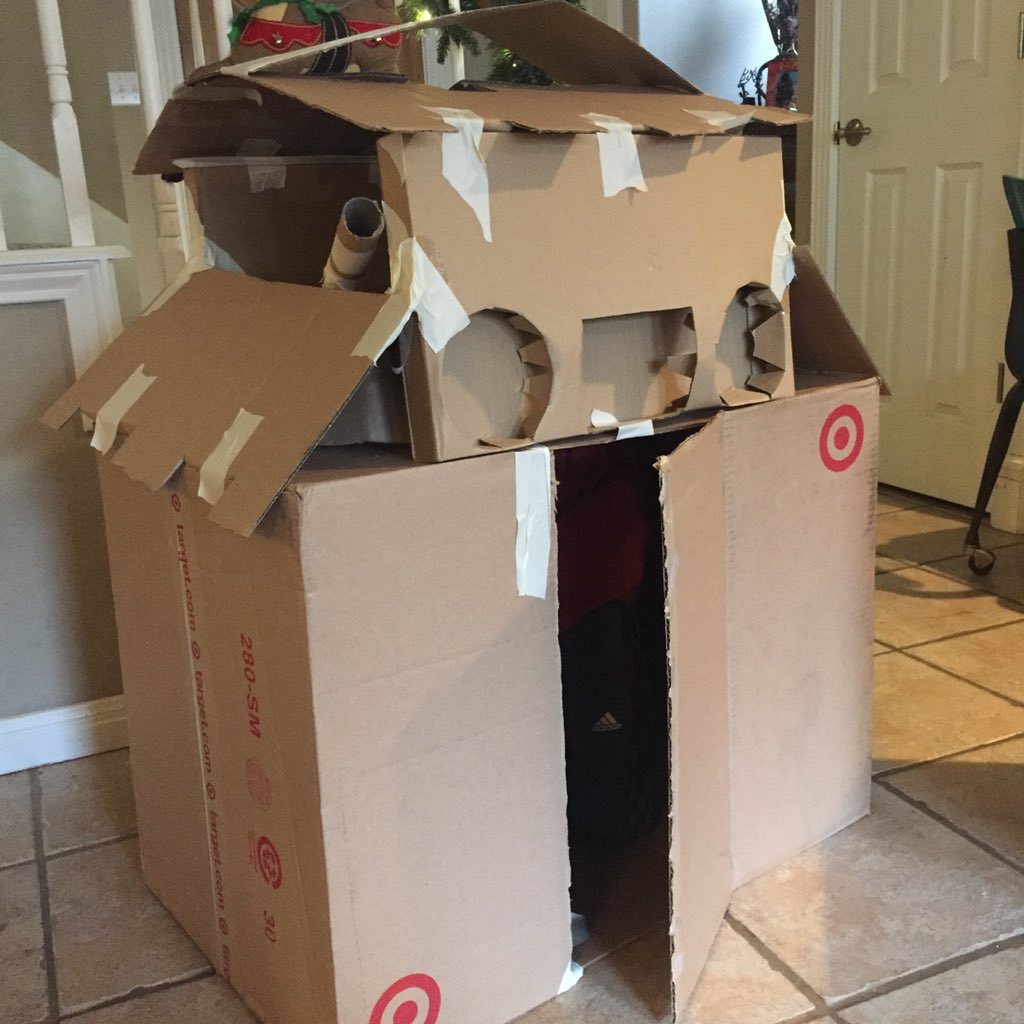 thomaslovesart1's tweet photo. Why did we spend money on other things? At the end of the day, joy is found in a box, scissors, and tape. #boxbuildings #letthemexplore #allyouneedisabox #iamdsisd #happyholidays #familytime #imustcreate #thomaslovesart1 #wearedsms https://t.co/3hLLnPtjxM