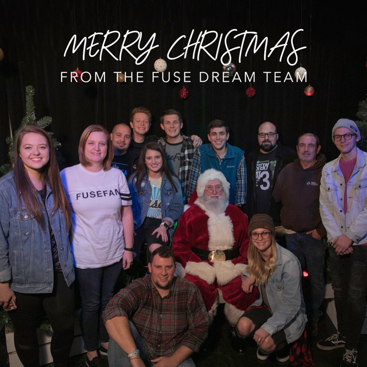 RS_FUSE's tweet photo. From all of the Fuse Dream Teamers, Merry Christmas! We hope that this is the BEST Christmas yet! We love you Fam! 🎄 #dreamteam #fusefam #fusecrew https://t.co/aIgF748W1i