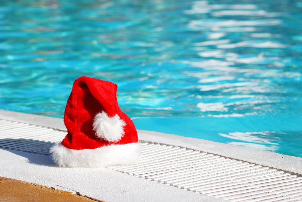 swimmingbuffs's tweet photo. Merry Christmas!!! #aquabuff #1herd https://t.co/uxRsZljA0I